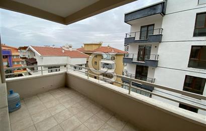 YILDIZEVLERDE 4 ADET BALKONLU GÜNEY CEPHEDE FERAH İÇİ BOŞ DAİRE