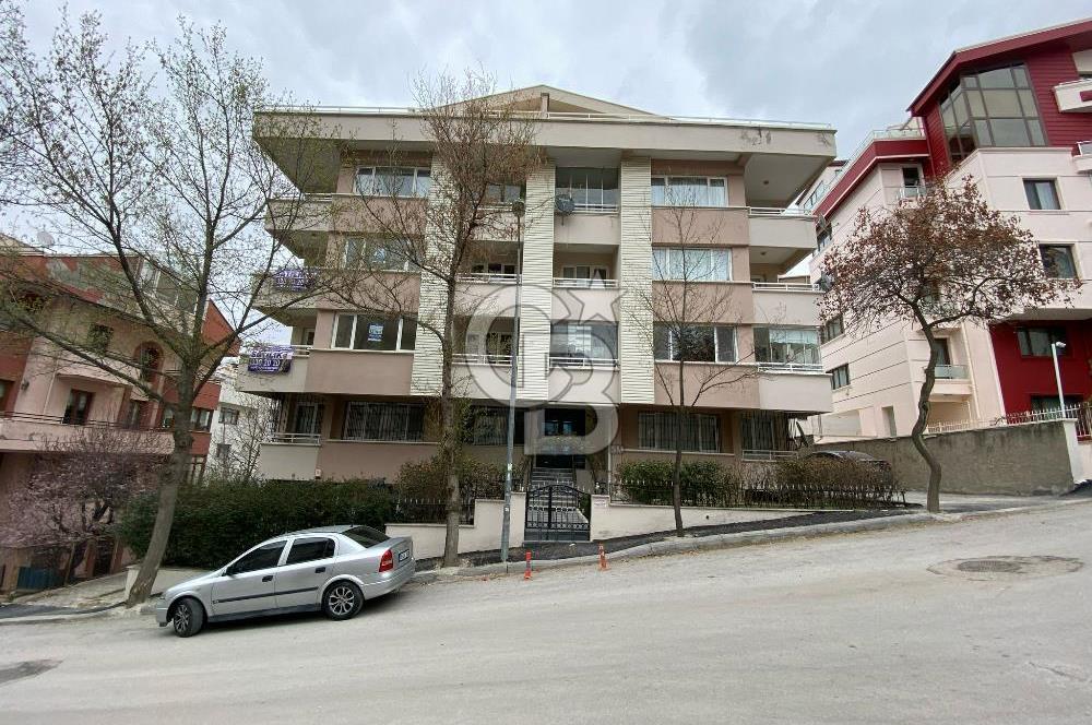 YILDIZEVLERDE 4 ADET BALKONLU GÜNEY CEPHEDE FERAH İÇİ BOŞ DAİRE