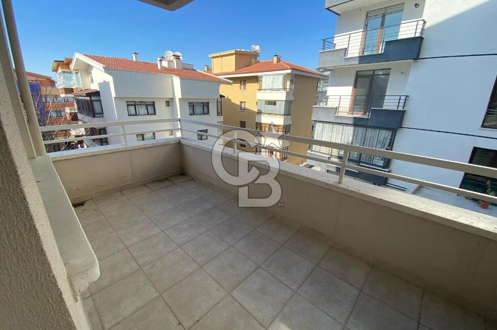 YILDIZEVLERDE 4 ADET BALKONLU GÜNEY CEPHEDE FERAH İÇİ BOŞ DAİRE