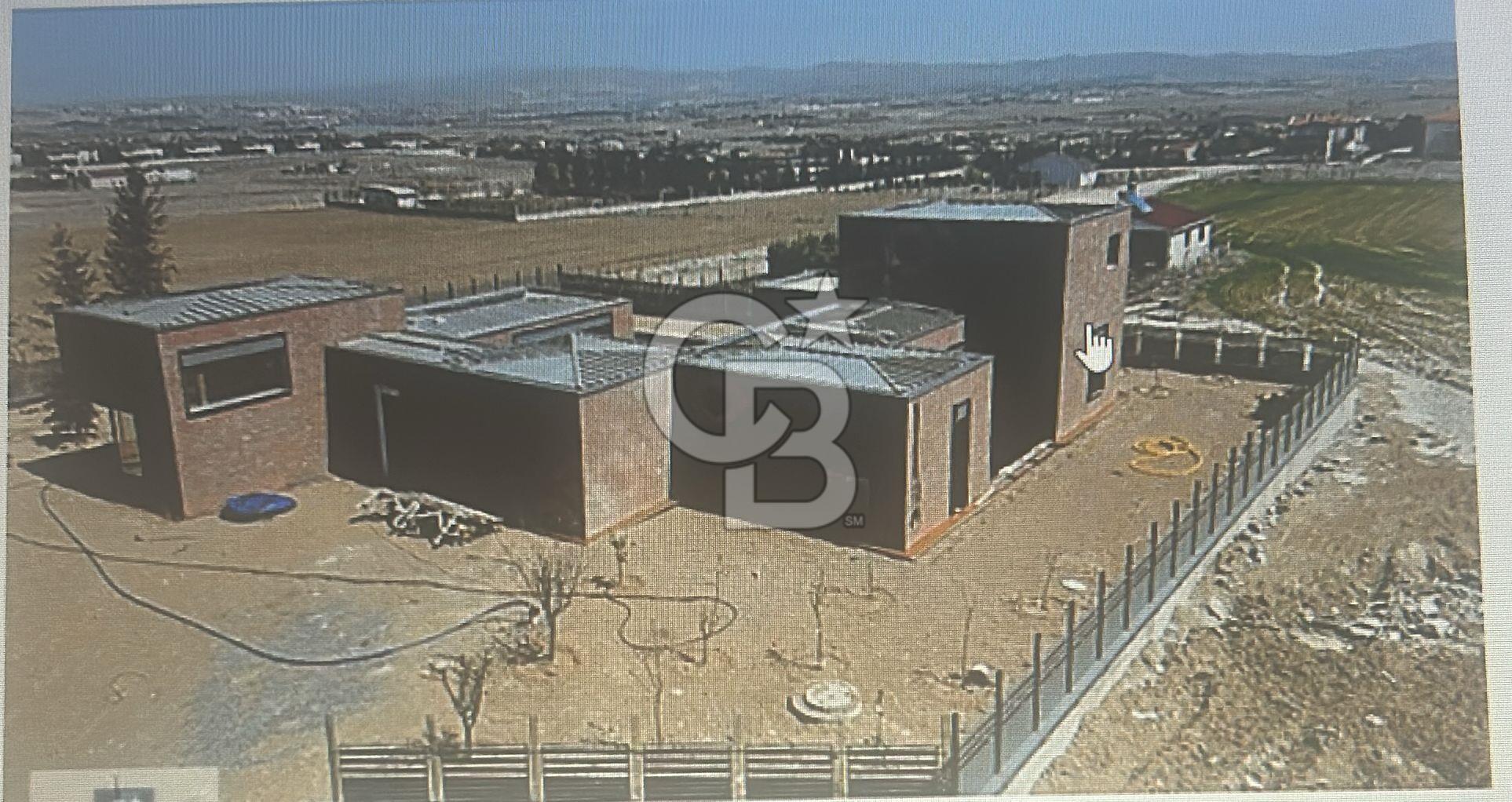 MODERN MİMARİSİ İLE GÖLBAŞI HACILARDA SATILIK 6+1 VİLLA