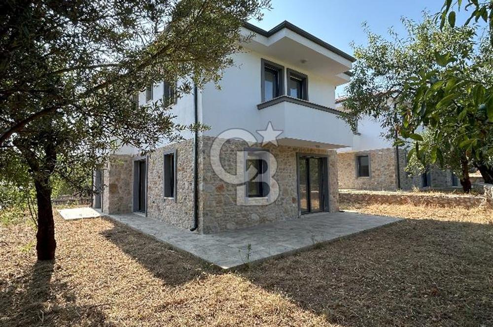 TAM MÜSTAKİL VİLLA 4+1