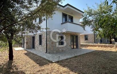 TAM MÜSTAKİL VİLLA 4+1