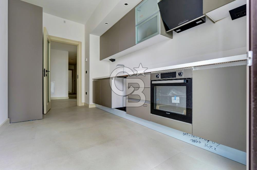 KADIKÖY YENİ FİKİRTEPE'DE 19.ETAP 16.KAT KİRALIK 3+1 DAİRE