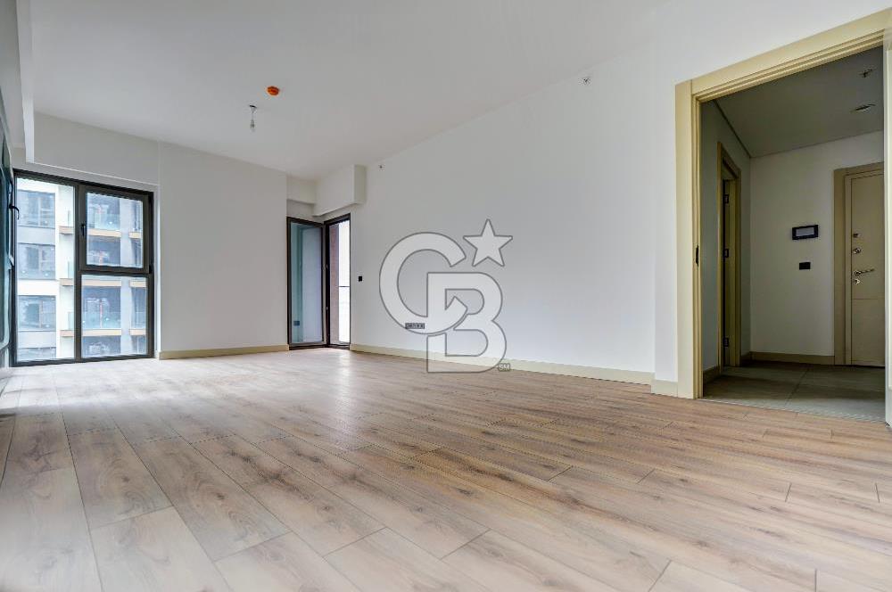 KADIKÖY YENİ FİKİRTEPE'DE 19.ETAP 16.KAT KİRALIK 3+1 DAİRE