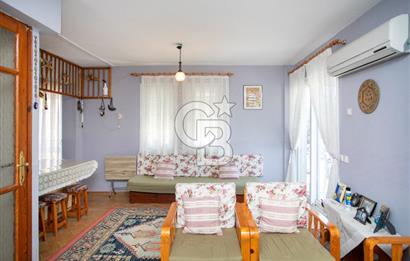 Eski Foça Merkezde Satılık 2+1 Daire