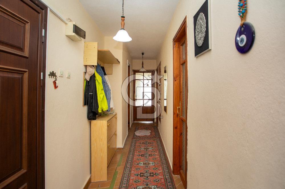 Eski Foça Merkezde Satılık 2+1 Daire