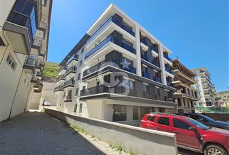 İNCESU CAD. KİRA GETİRİSİ YÜKSEK YERDEN ISITMALI 1+1 SIFIR DAİRE