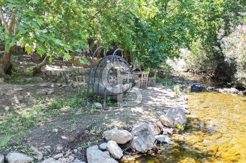 Güzelbahçe Çamlı Köyünde Doğanın Kalbinde Yatırımlık Fırsat! 