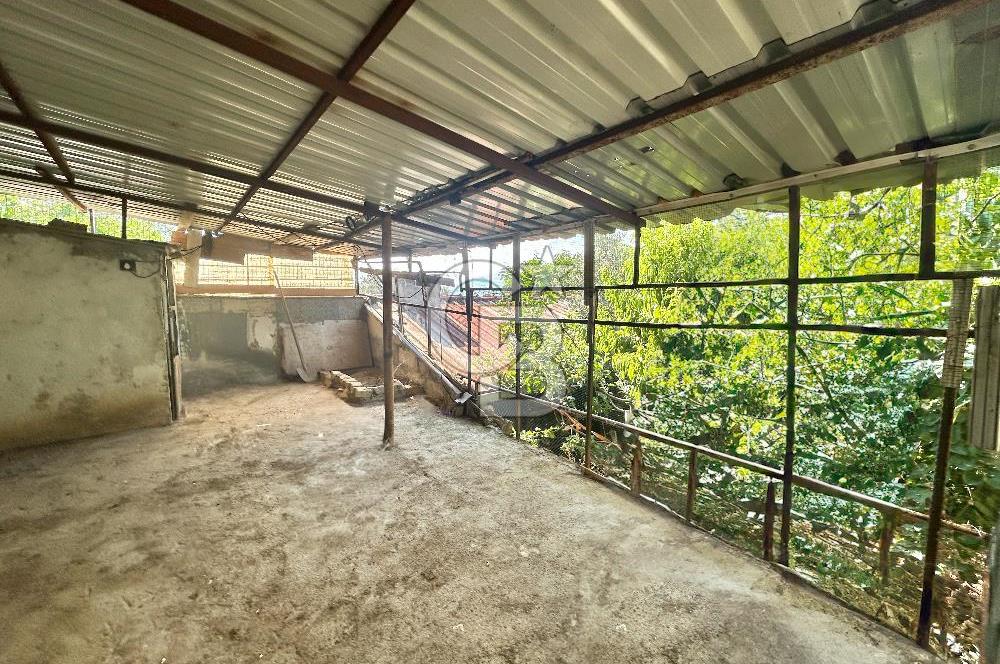 KEMALPAŞA SARILAR’DA SATILIK İKİ KATLI MÜSTAKİL EV