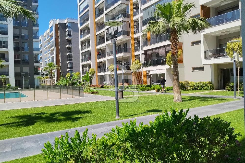 ATAŞEHİR MODERN 2 DE BAHÇE KATI HAVUZ CEPHELİ 3+1 SATILIK DAİRE