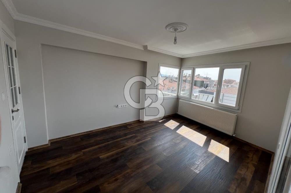 Girne Bulvarı Üzerinde Satılık 2+1 Tadilatlı Asansörlü Daire