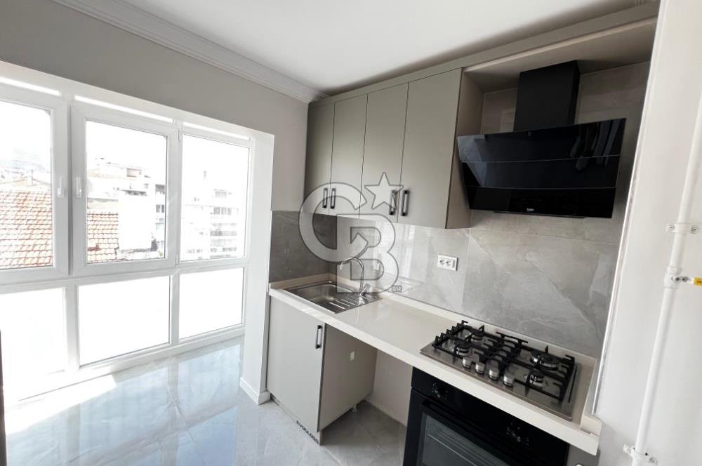 Girne Bulvarı Üzerinde Satılık 2+1 Tadilatlı Asansörlü Daire