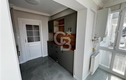Girne Bulvarı Üzerinde Satılık 2+1 Tadilatlı Asansörlü Daire