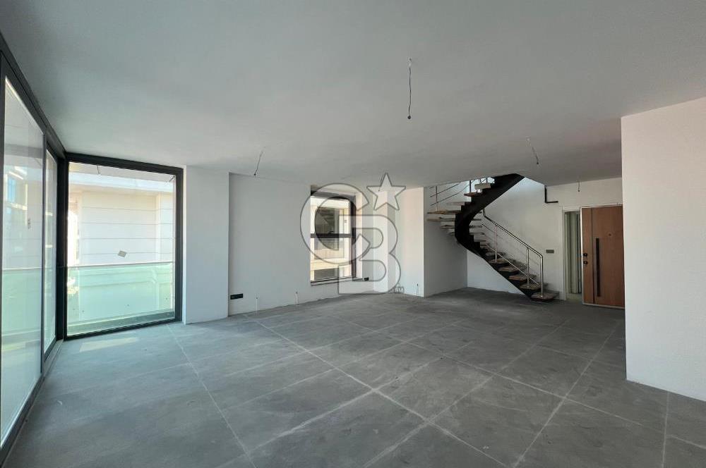MUSTAFA KEMAL MAH.MAİDAN KARŞISI 1600M2 KİRALIK DÜKKAN