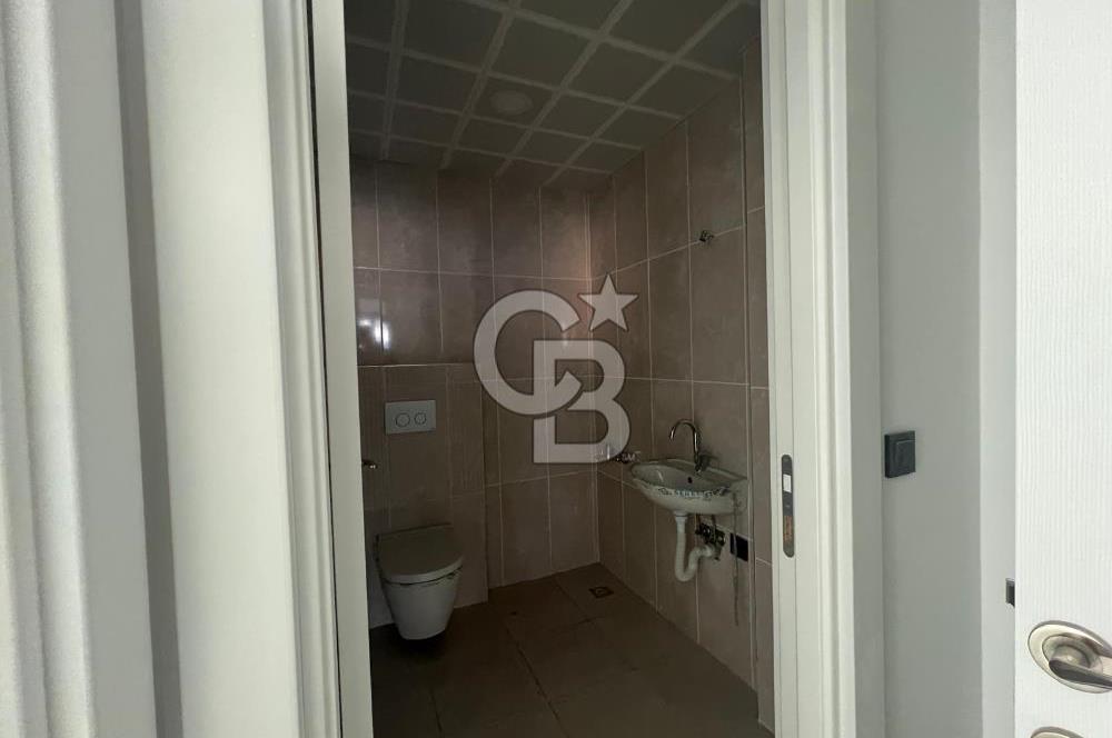 MUSTAFA KEMAL MAH.MAİDAN KARŞISI 1600M2 KİRALIK DÜKKAN