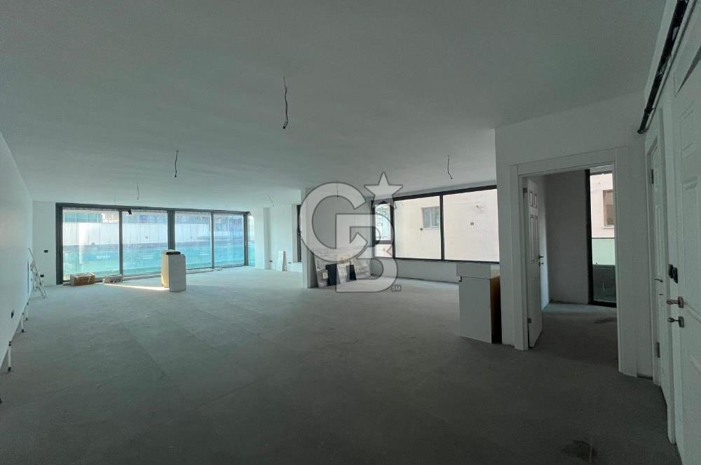 MUSTAFA KEMAL MAH.MAİDAN KARŞISI 1600M2 KİRALIK DÜKKAN