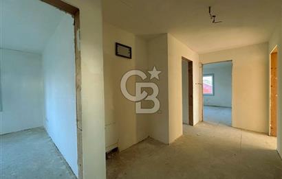 Gölbaşı Turkuaz Sitesinde 340 m² Natamam 5+2 Villa