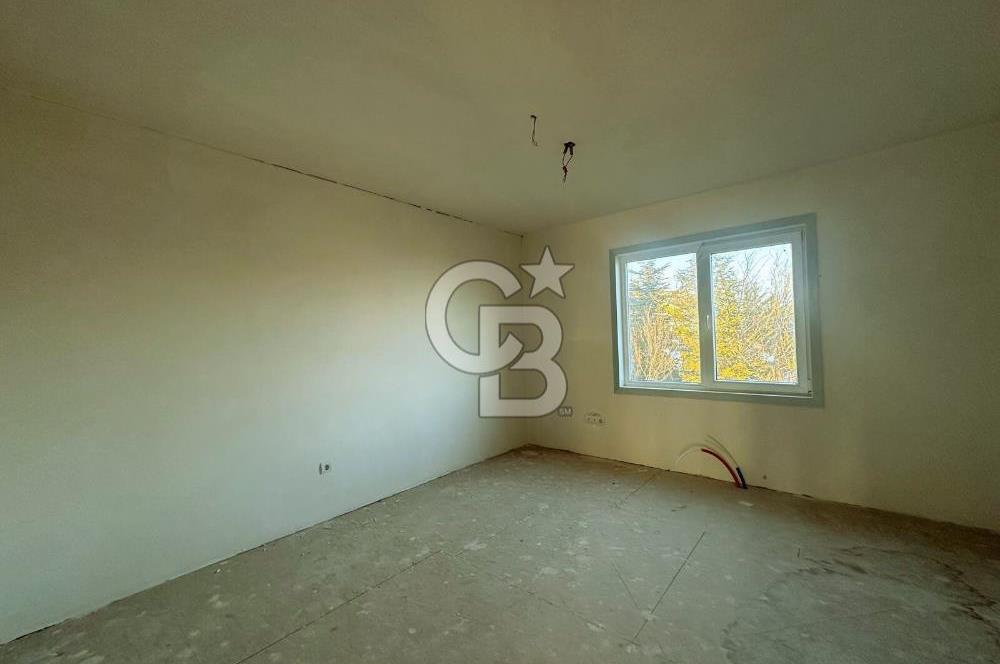 Gölbaşı Turkuaz Sitesinde 340 m² Natamam 5+2 Villa