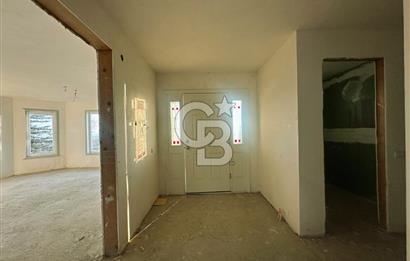 Gölbaşı Turkuaz Sitesinde 340 m² Natamam 5+2 Villa
