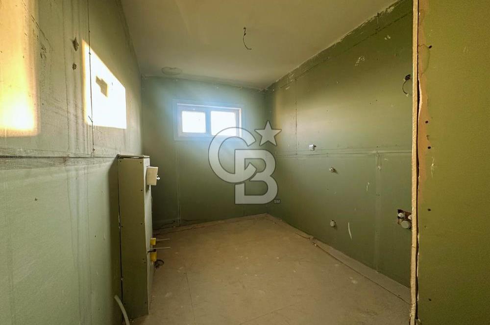 Gölbaşı Turkuaz Sitesinde 340 m² Natamam 5+2 Villa