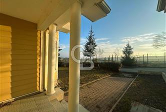 Gölbaşı Turkuaz Sitesinde 340 m² Natamam 5+2 Villa