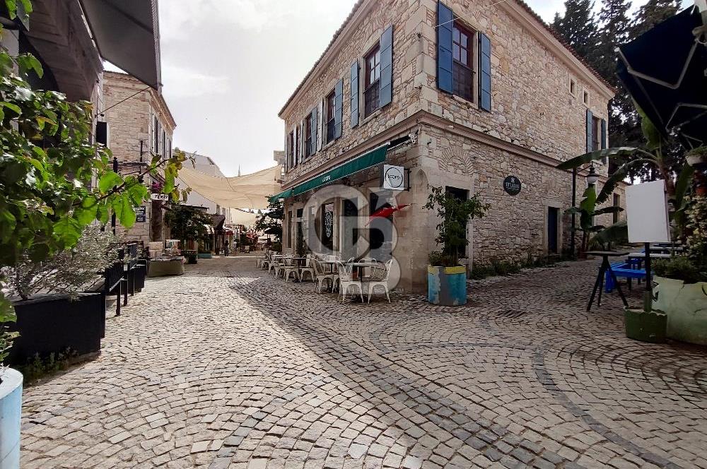 URLA SANAT SOKAĞINDA BULUNMASI ZOR OLAN SATILIK ARSA FIRSAT I!!