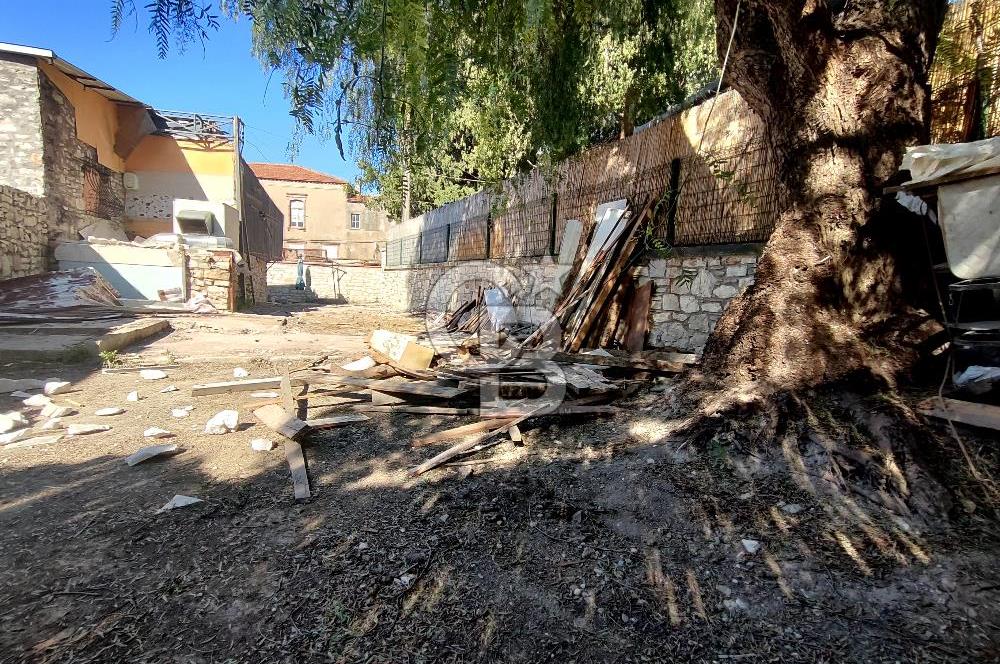 URLA SANAT SOKAĞINDA BULUNMASI ZOR OLAN SATILIK ARSA FIRSAT I!!