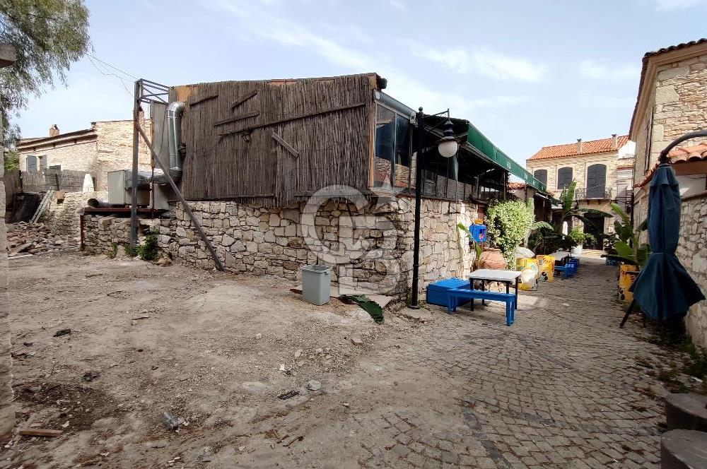 URLA SANAT SOKAĞINDA BULUNMASI ZOR OLAN SATILIK ARSA FIRSAT I!!