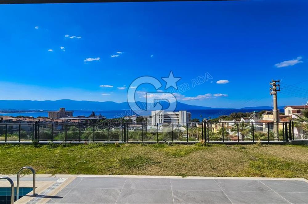 Kuşadası Merkezde Deniz Manzaralı Akıllı Ev Sistemli Lüks Villa