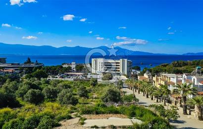 Kuşadası Merkezde Deniz Manzaralı Akıllı Ev Sistemli Lüks Villa