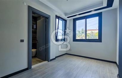 Kuşadası Merkezde Deniz Manzaralı Akıllı Ev Sistemli Lüks Villa