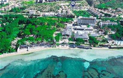 Kuşadası Merkezde Deniz Manzaralı Akıllı Ev Sistemli Lüks Villa