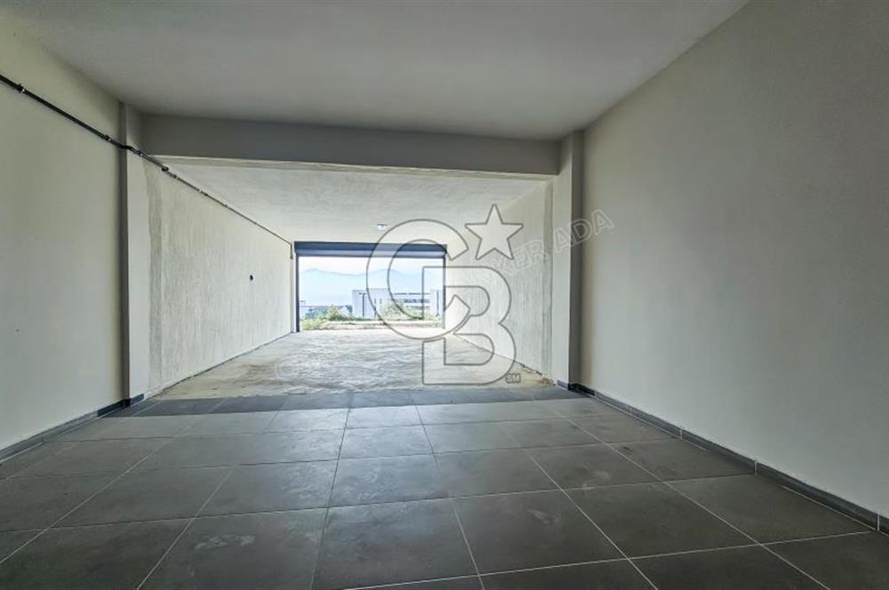 Kuşadası Merkezde Deniz Manzaralı Akıllı Ev Sistemli Lüks Villa