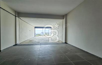 Kuşadası Merkezde Deniz Manzaralı Akıllı Ev Sistemli Lüks Villa
