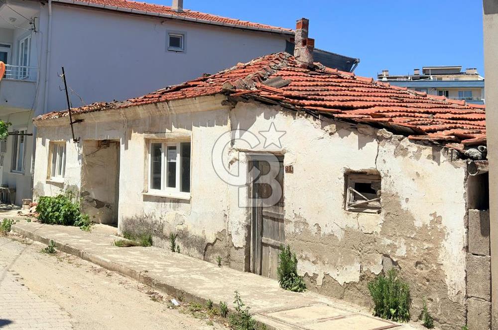 ÇARDAK MERKEZDE, DENİZE 350 METRE MESAFEDE 3 KAT İMARLI SATILIK ARSA!