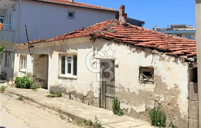ÇARDAK MERKEZDE, DENİZE 350 METRE MESAFEDE 3 KAT İMARLI SATILIK ARSA!