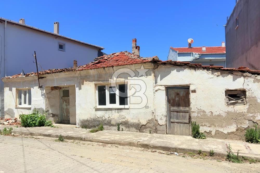 ÇARDAK MERKEZDE, DENİZE 350 METRE MESAFEDE 3 KAT İMARLI SATILIK ARSA!