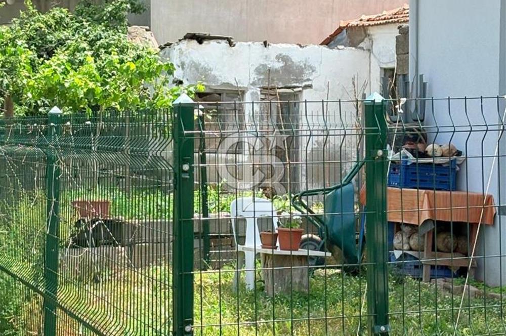 ÇARDAK MERKEZDE, DENİZE 350 METRE MESAFEDE 3 KAT İMARLI SATILIK ARSA!
