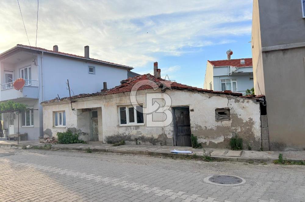 ÇARDAK MERKEZDE, DENİZE 350 METRE MESAFEDE 3 KAT İMARLI SATILIK ARSA!