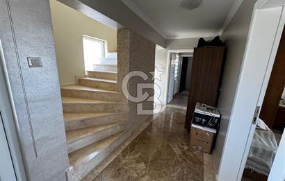PANORAMİK DOĞA MANZARALI/550 M2/3 BANYOLU/ MÜSTAKİL LÜKS VİLLA