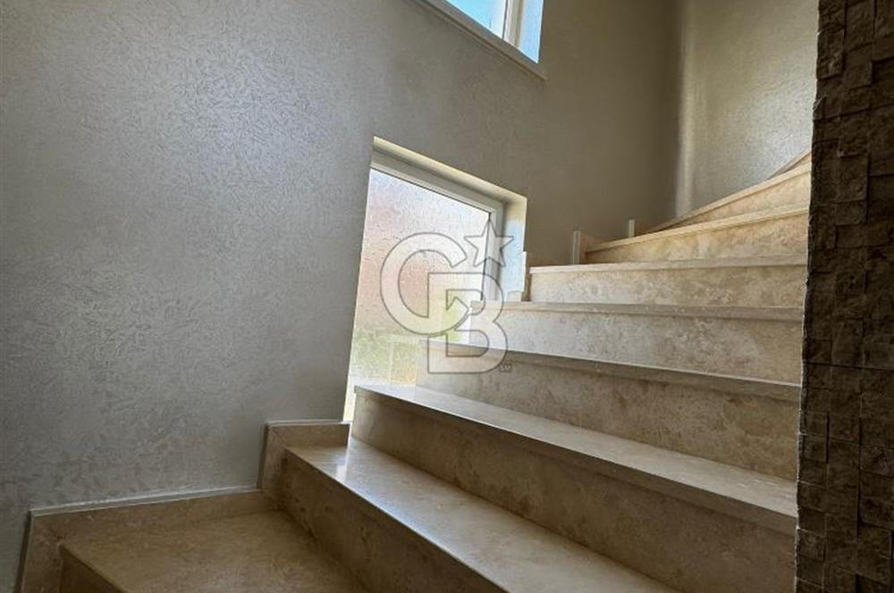 PANORAMİK DOĞA MANZARALI/550 M2/3 BANYOLU/ MÜSTAKİL LÜKS VİLLA