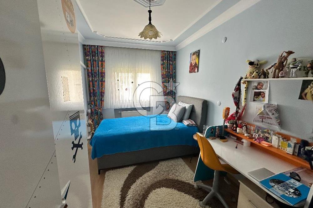 Gaziemir Mimoza Park Sitesinde Satılık Daire