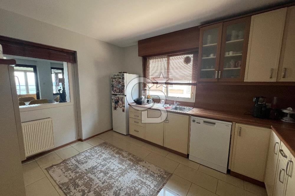 Karataş’ta Üç Cepheli Satılık Modern Yalı Dairesi