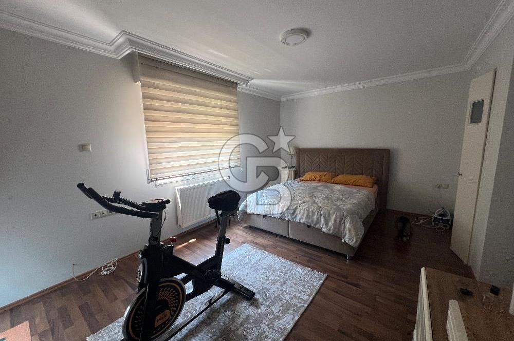 Karataş’ta Üç Cepheli Satılık Modern Yalı Dairesi