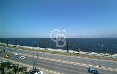 Karataş’ta Üç Cepheli Satılık Modern Yalı Dairesi