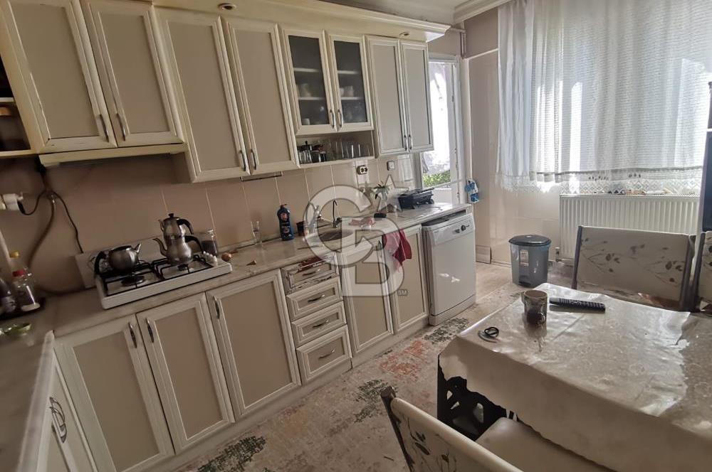 ALİAĞA ATATÜRK MAHALLESİNDE MERKEZİ KONUMDA SATILIK 3+1 DAİRE