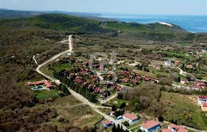 Çatalca Yaliköyde Denize 150 mt Mesafede Villalık Arsa CB PH