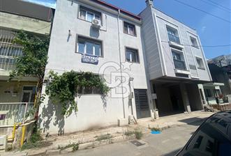 ANADOLU CAD. EFESUS OUTLET KARŞISI KOMBİLİ ARA KAT KİRALIK 1+1
