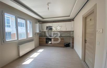 ANADOLU CAD. EFESUS OUTLET KARŞISI KOMBİLİ ARA KAT KİRALIK 1+1