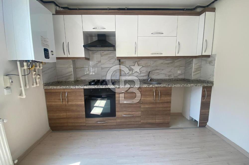 ANADOLU CAD. EFESUS OUTLET KARŞISI KOMBİLİ ARA KAT KİRALIK 1+1